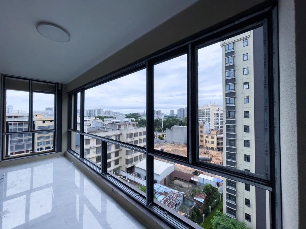 定安瑞智花园小区门窗安装指南 意博门窗定安店113系列外开窗